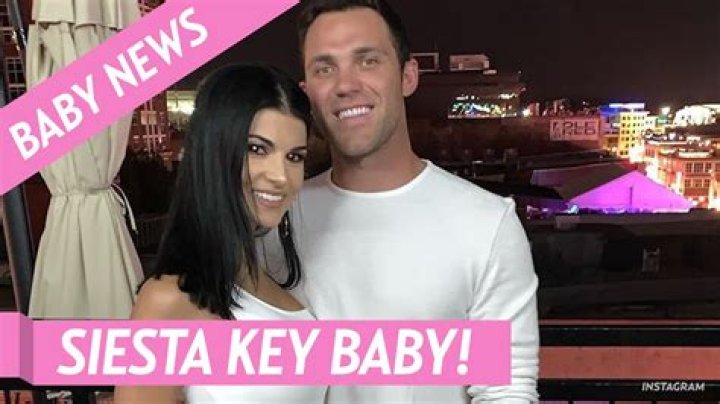 'Siesta Key' Star Alex Is Having a Baby With His Girlfriend Alyssa Salerno