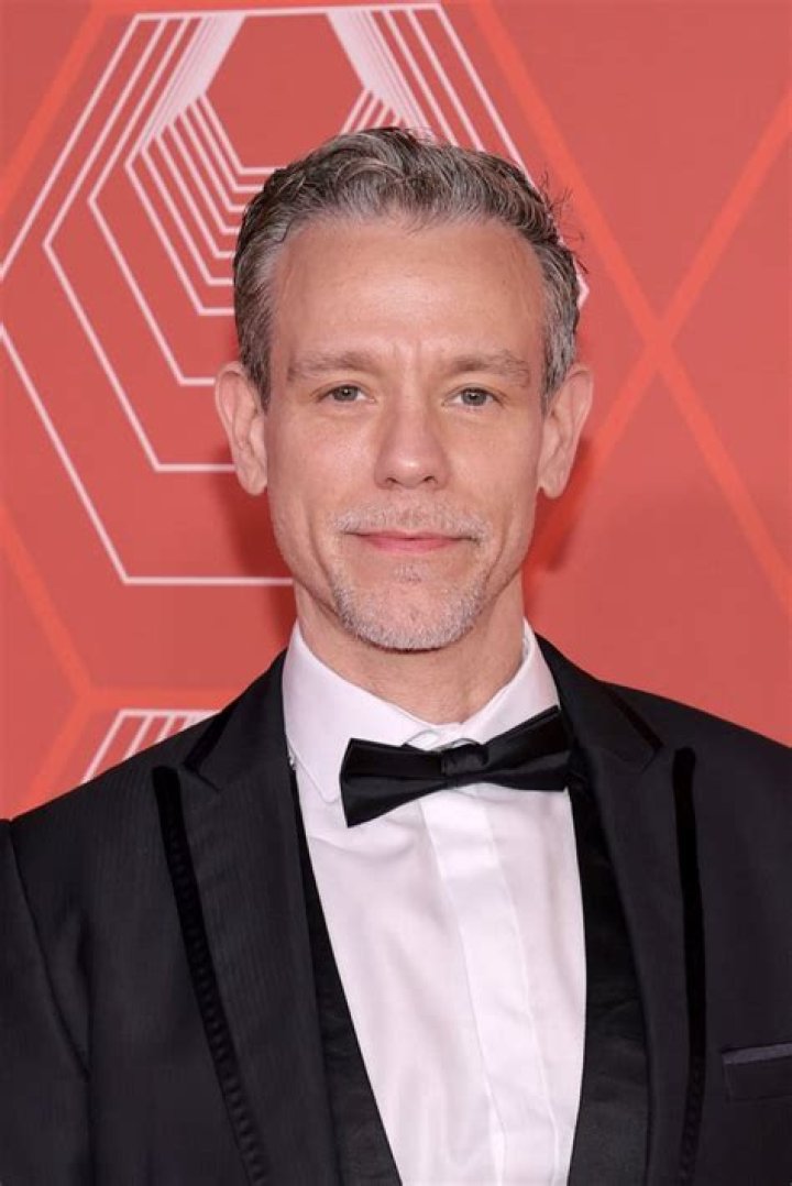 Adam Pascal – Biography, Facts & Life Story