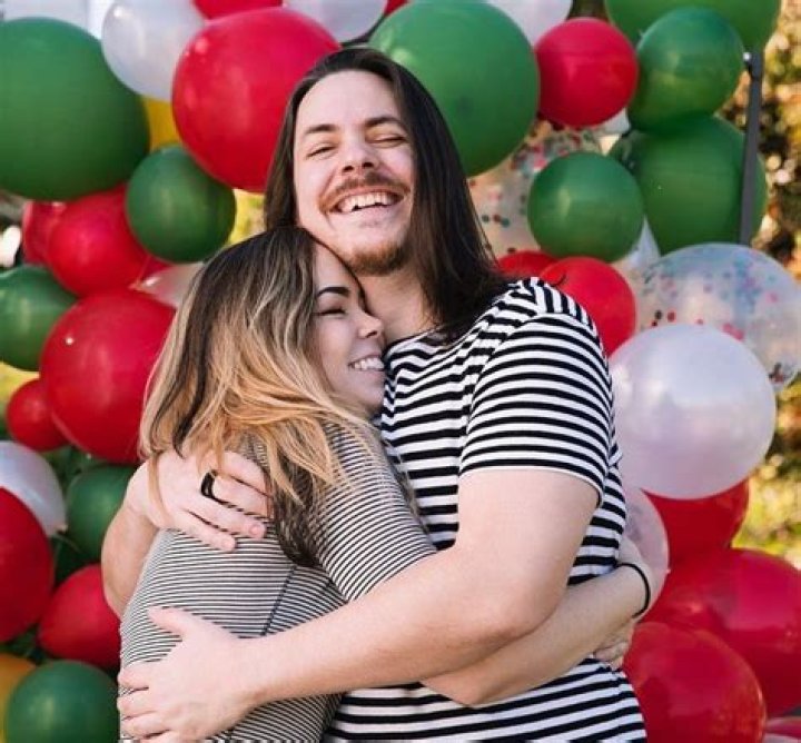 All About Suzy Berhow | Net Worth, Relationship, Career