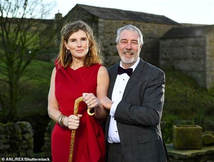 Amanda Owen And Clive Owen Relationship: Yorkshire Shepherdess Affair And Cheating Scandal