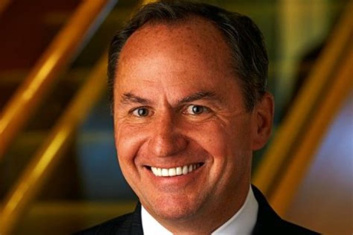 Bob Swan [former CEO of Intel Corporation] wiki, salary, net worth, wife, family.