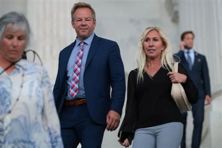 Brian Greene Net Worth 2024