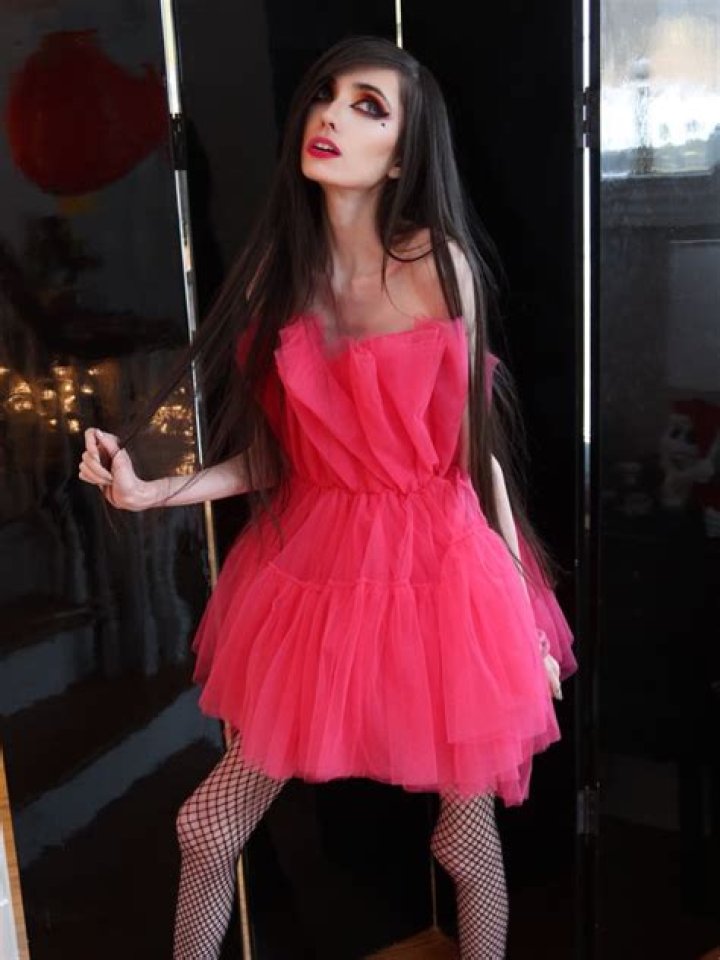 Eugenia Cooney Net Worth