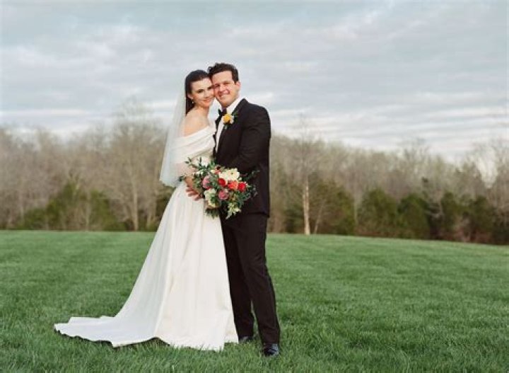 Frank Cooper- Wiki, Height, Net Worth, Girlfriend, Dating