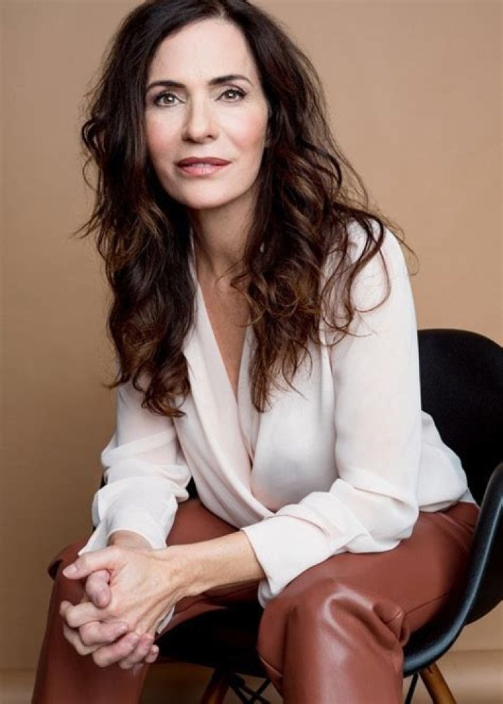 Holly Gagnier Net Worth