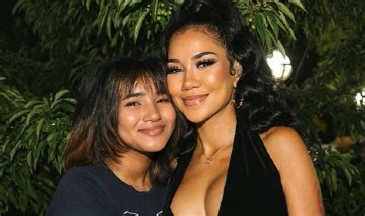 Jhené Aiko Net Worth – How Much is Aiko Worth?