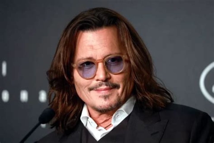 Johnny Depp’s Net Worth – How Much is Depp Worth?