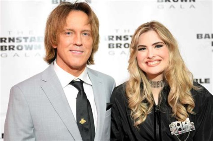 Larry Birkhead Net Worth – How Much is Larry Birkhead’s Fortune?