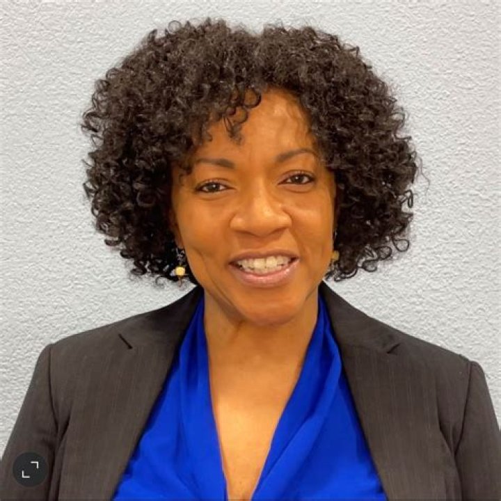 Lili Simmons – Biography, Facts & Life Story