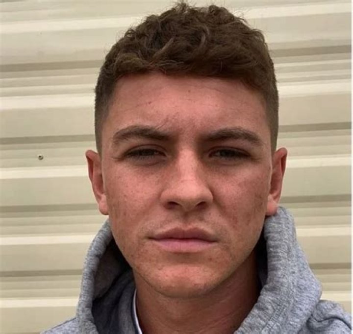 Louis Shaw Wiki, Height, Age, Girlfriend, Family, Biography & More