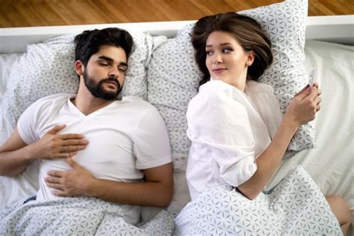 Man Fought With Wife Because She Preferred Cuddling a Pillow Instead of Him