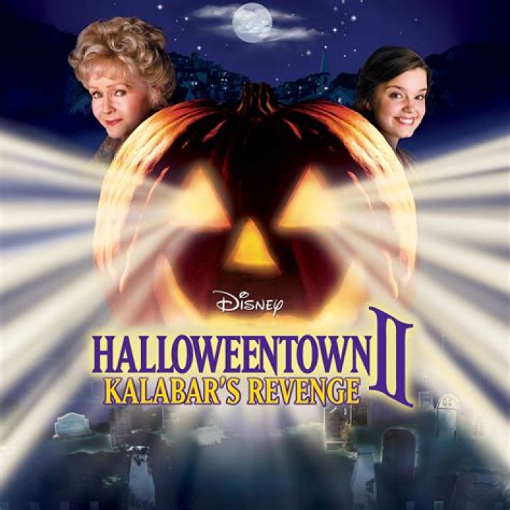 Marnie and Kal From 'Halloweentown II: Kalabar’s Revenge' Are Actually Dating IRL