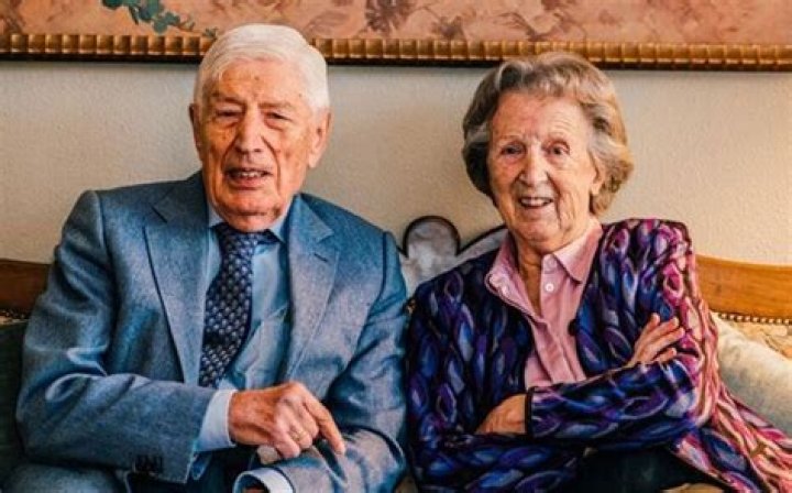 Marty Ross Comedian, Bio, Wiki, Age, Height, Family, Wife, AGT, and Net Worth