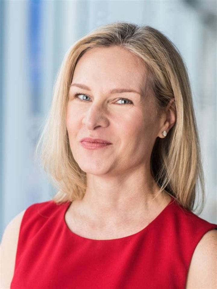 Mary Louise Kelly NPR, Bio, Wiki, Age, Height, Husband, Salary, and Net Worth