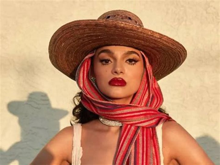 Rafaella Chávez Net Worth