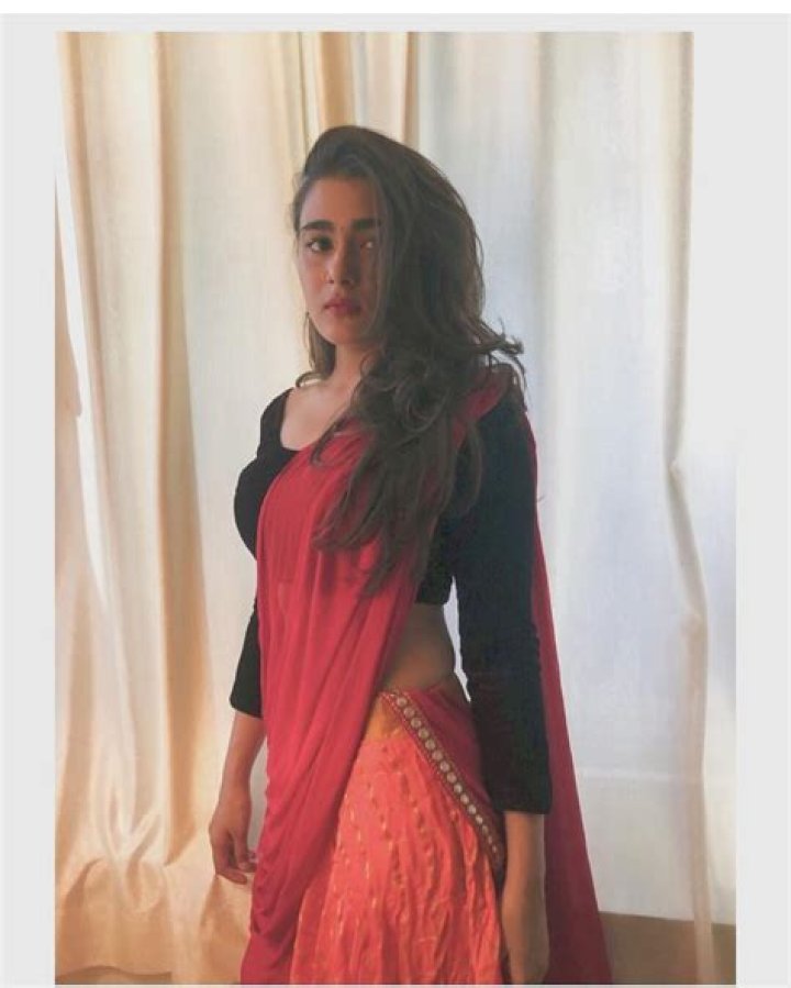 Shalini Pandey Age, Biography, Wiki, Height, Family, Photos & More