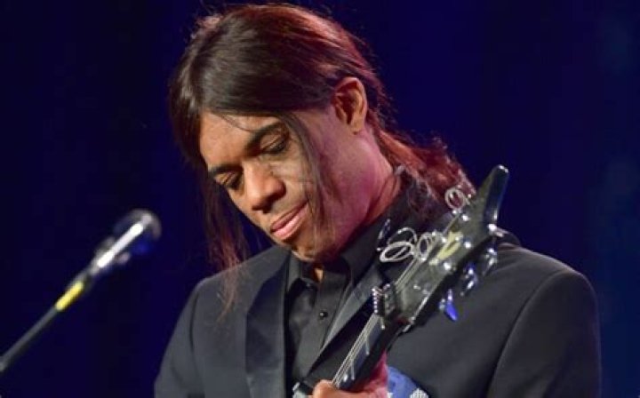 Stanley Jordan Net Worth