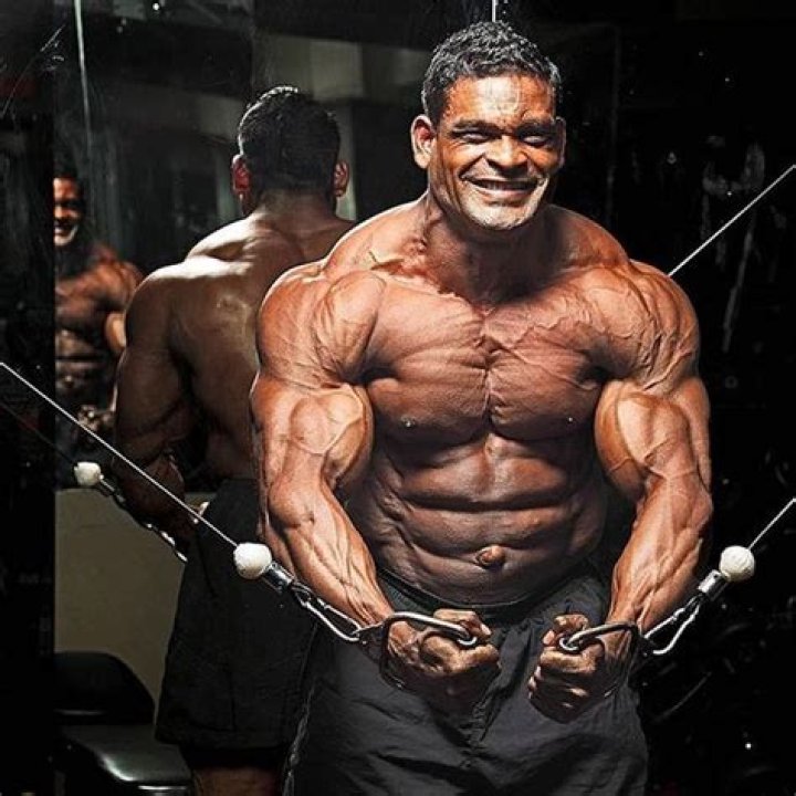 Suhas Khamkar Net Worth