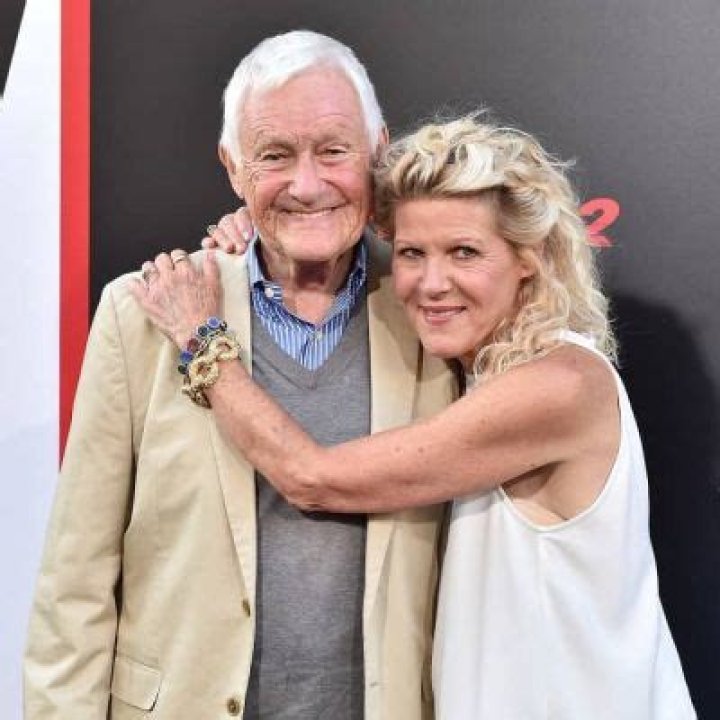 Susannah Bean- Wiki, Husband, Net Worth, Height