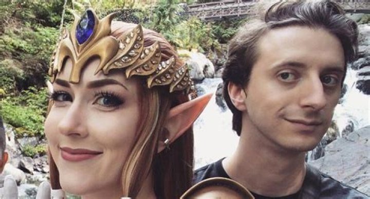 The Wife of YouTuber ProJared Accuses Him of Cheating and Sending Nude Photos to Fans