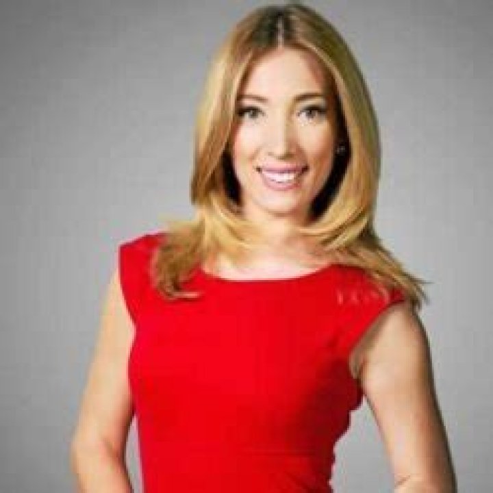 Vittoria Woodill CBS, Bio, Wiki, Age, Husband, Eagles Cheerleader, Salary, and Net Worth