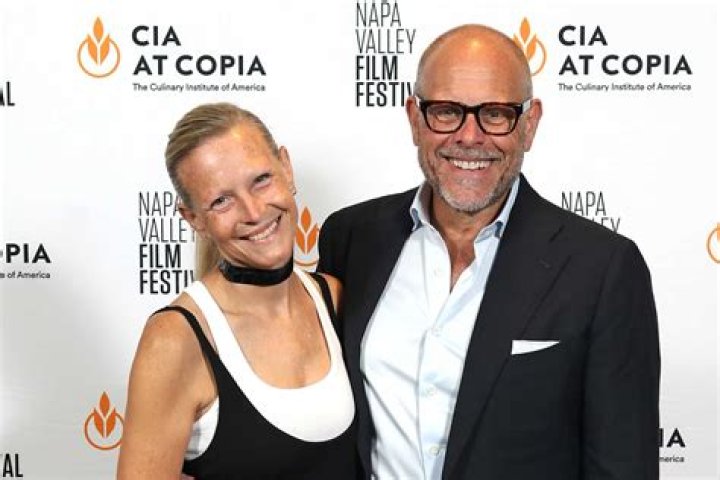 Who Is Alton Brown's Wife? The Chef Is in Love With Elizabeth Ingram