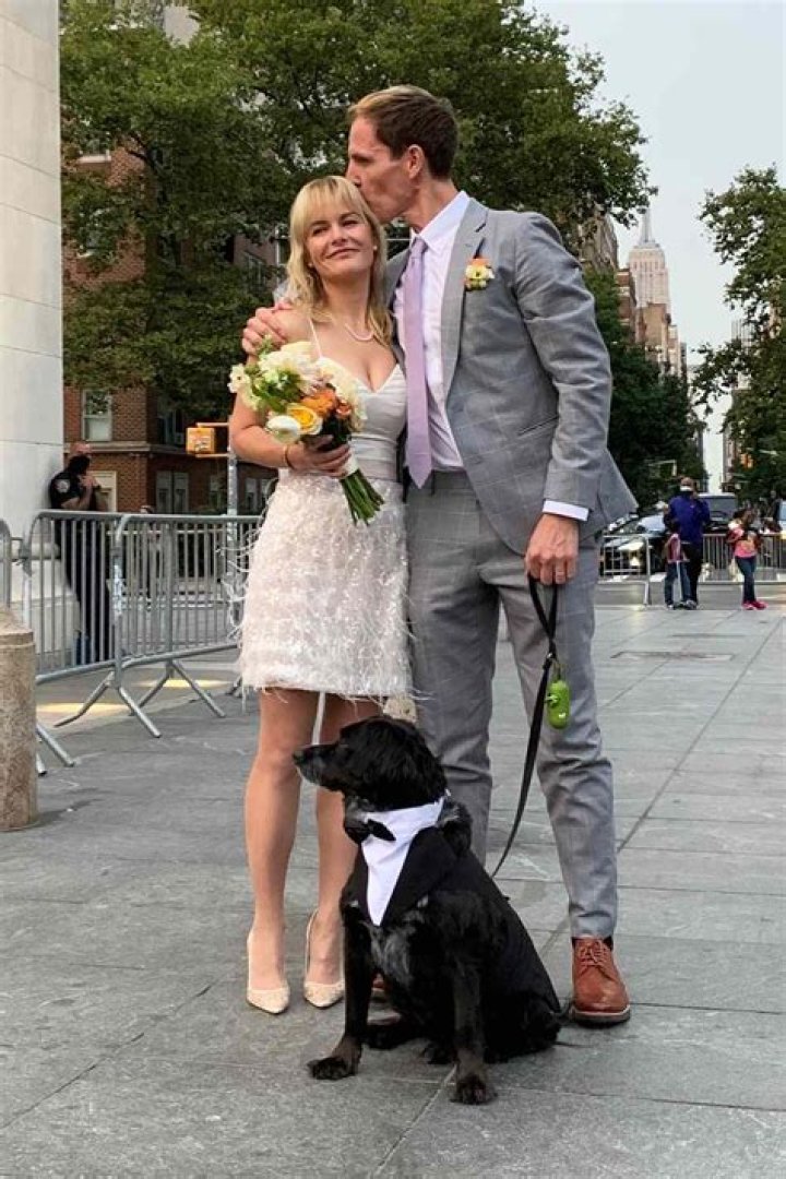 Who Is Darren Haynes Wife, Teddi Adderly? Kids