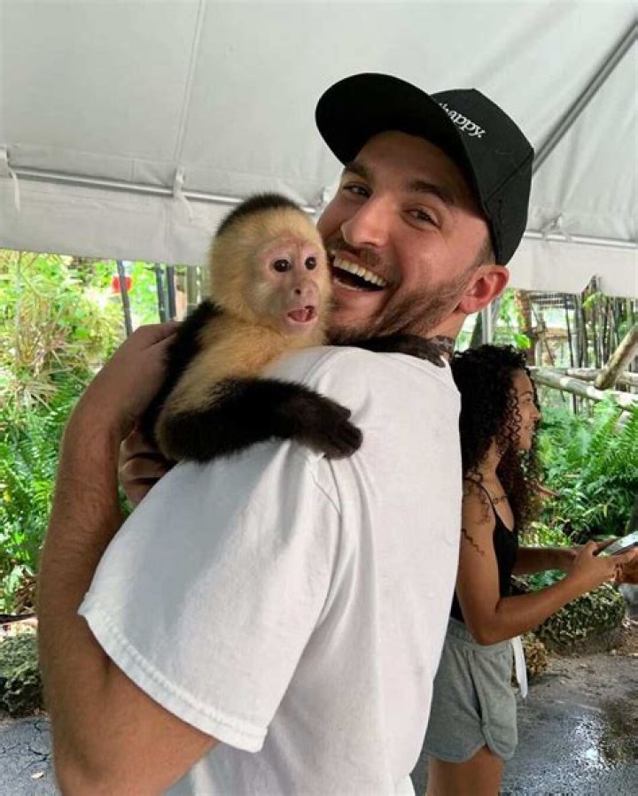 Zane Hijazi’s biography: age, height, ethnicity, family, partner